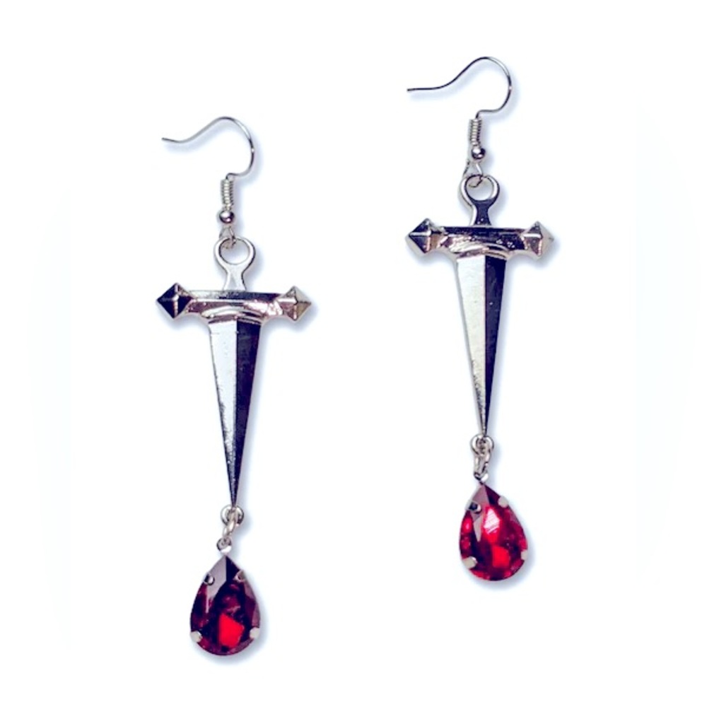Nicoletta Carlone Olivia Dagger and Blood earrings NIP